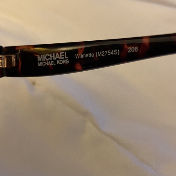 MICHAEL KORS WILMETTE SUNGLASSES - Picture 12 of 13